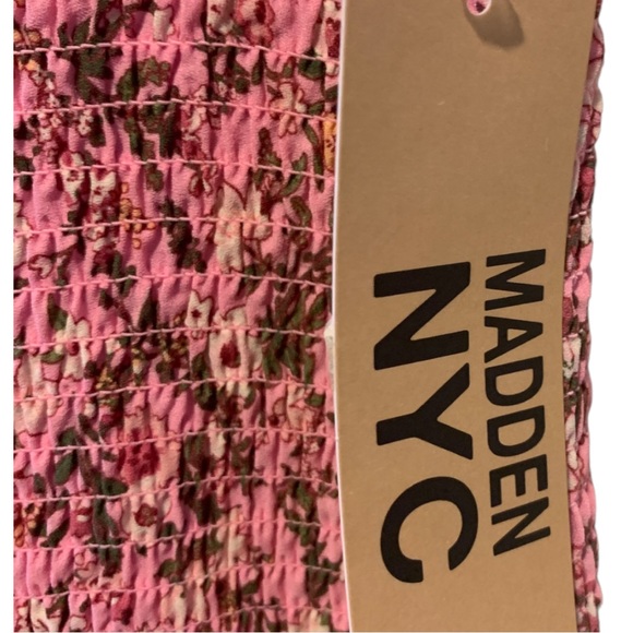 🍄 Smocked Cut-Out Dress NWT Madden NYC Junior Large Short Puffy Sleeves Floral - Picture 8 of 11